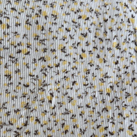 Yellow Floral Women's Short Sleeve Crop Top - Picture 2 of 4